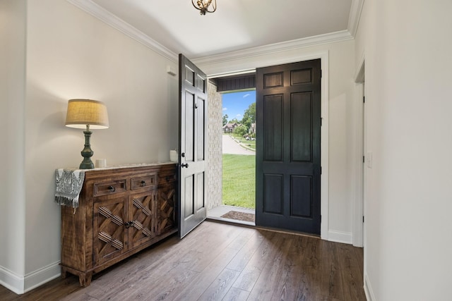 623 Josef Cir, Columbia, TN 38401 - foyer entrance featuring hardwood / wood-style flooring and crown molding