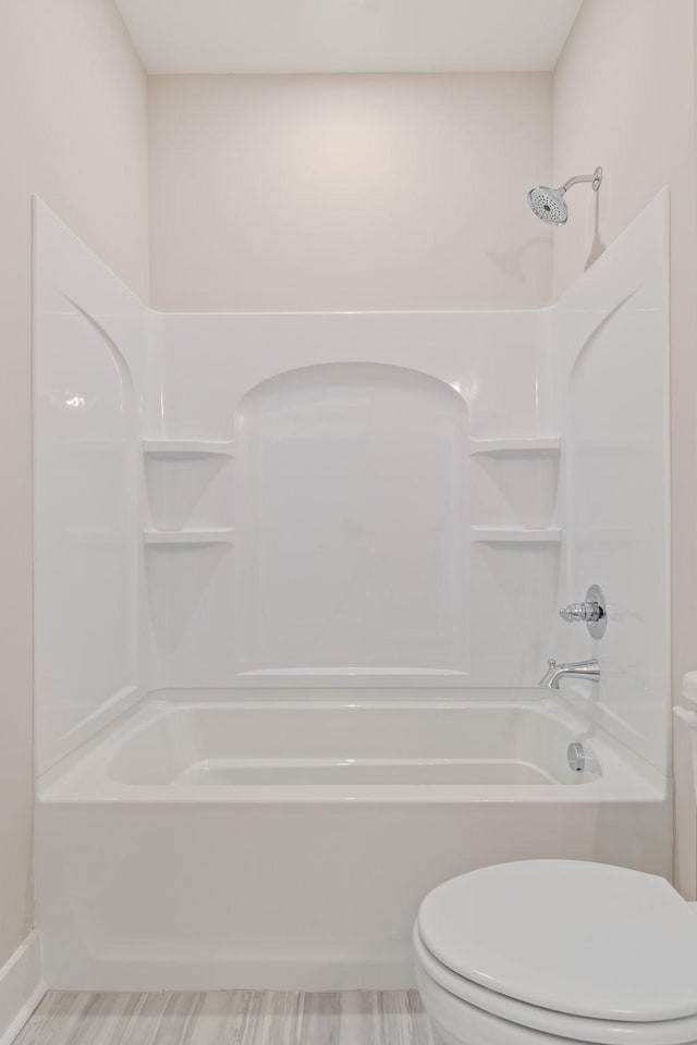 317 Delta Way, La Vergne, TN 37086 - full bath with toilet and shower / bathtub combination