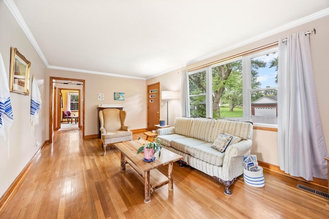 19 Garth Dr, Clarksville, TN 37040 - living room featuring light wood-style floors and crown molding