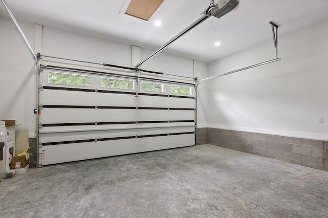 130 Rachelle Pl, Baxter, TN 38544 - garage with recessed lighting