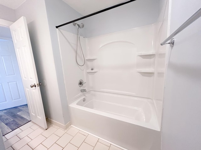 1280 Middle Tennessee Blvd Unit E14, Murfreesboro, TN 37130 - full bath featuring shower / tub combination and tile patterned flooring