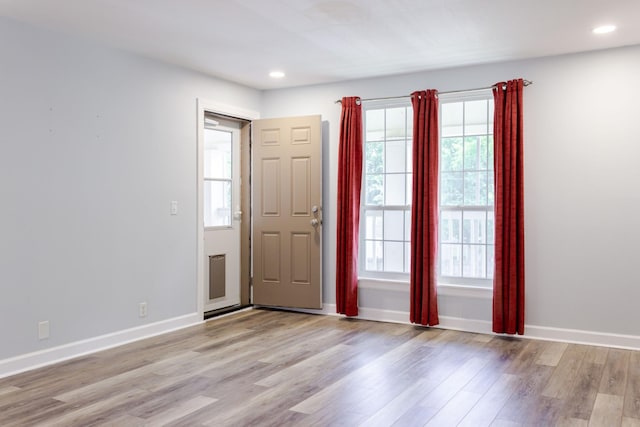 1280 Middle Tennessee Blvd Unit E14, Murfreesboro, TN 37130 - foyer entrance with light wood finished floors, recessed lighting, and plenty of natural light