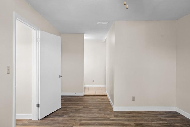 120 Dove Ln, Monroe, TN 38573 - unfurnished room featuring wood finished floors