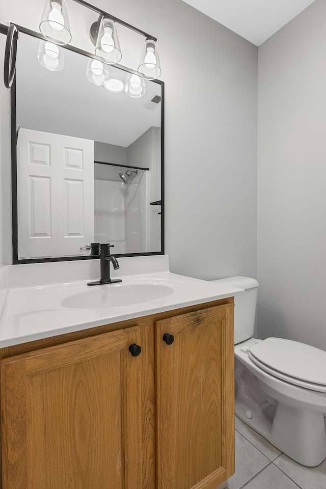 1220 Kelly Ct, Franklin, TN 37064 - full bath featuring tile patterned floors, vanity, and a shower