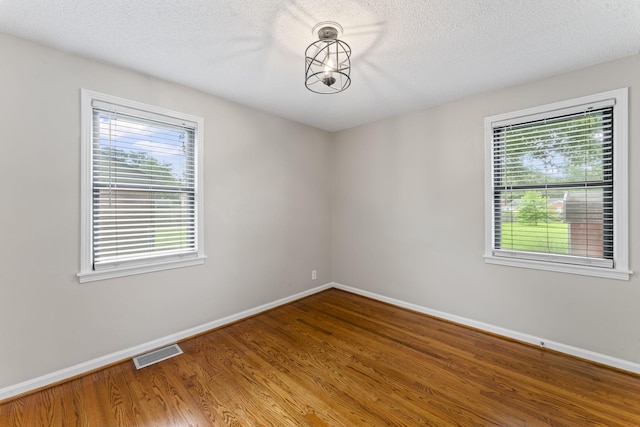 2709 Emery Dr, Nashville, TN 37214 - unfurnished room with wood finished floors and a textured ceiling