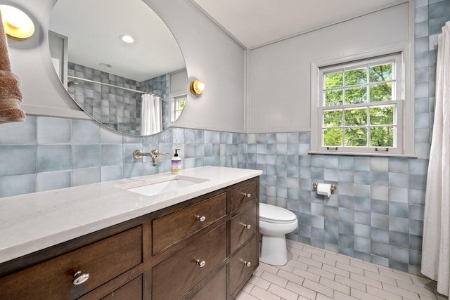 1231 Carl Seyfert Memorial Dr, Brentwood, TN 37027 - bathroom with vanity, tile patterned floors, tile walls, and a shower with curtain