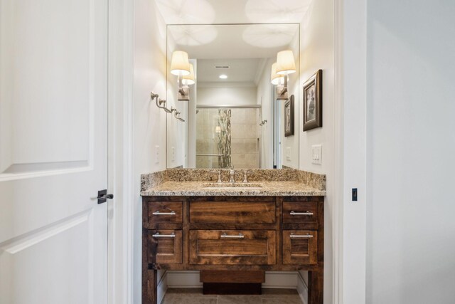 114 Middleton Cir, Nashville, TN 37215 - full bathroom with vanity and tiled shower