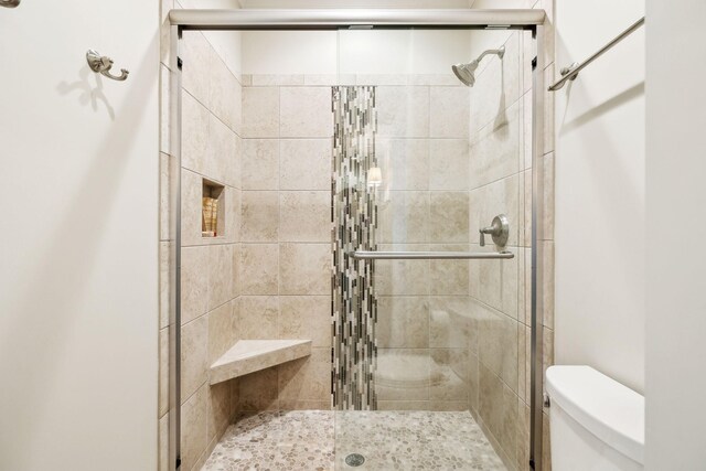 114 Middleton Cir, Nashville, TN 37215 - bathroom with toilet and a stall shower