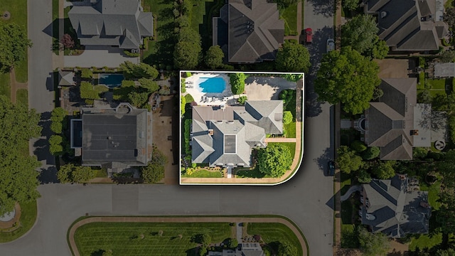 114 Middleton Cir, Nashville, TN 37215 - aerial perspective of suburban area with a pool area and property parcel outlined