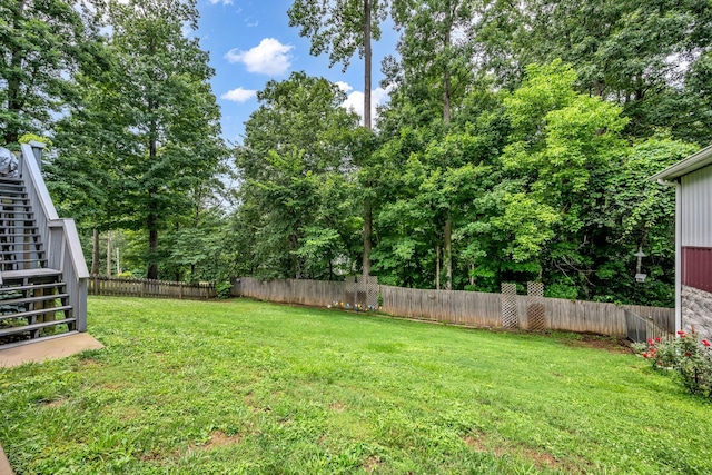 1013 Laurel Hills Dr, Dickson, TN 37055 - fenced backyard featuring stairs