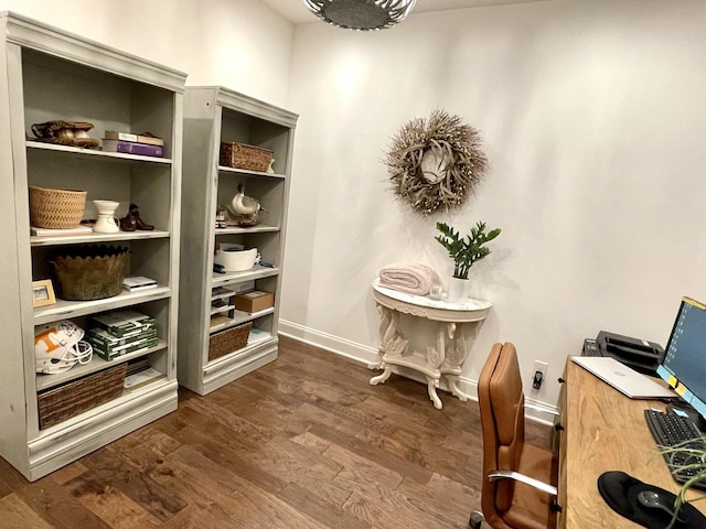 835 Meadowcrest Way, Lebanon, TN 37090 - office space featuring dark wood-style floors and baseboards