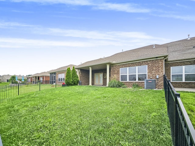 835 Meadowcrest Way, Lebanon, TN 37090 - rear view of house with brick siding and a shingled roof