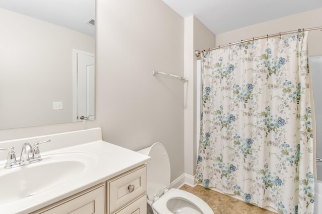 835 Meadowcrest Way, Lebanon, TN 37090 - bathroom featuring vanity and a shower with shower curtain