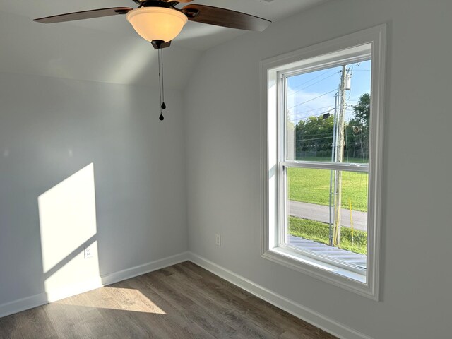 906 Davidson St, Tullahoma, TN 37388 - photo 25