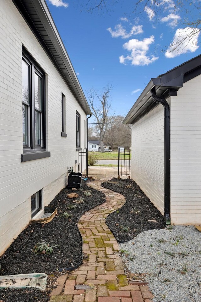 222 Groh St, Lawrenceburg, TN 38464 - view of yard