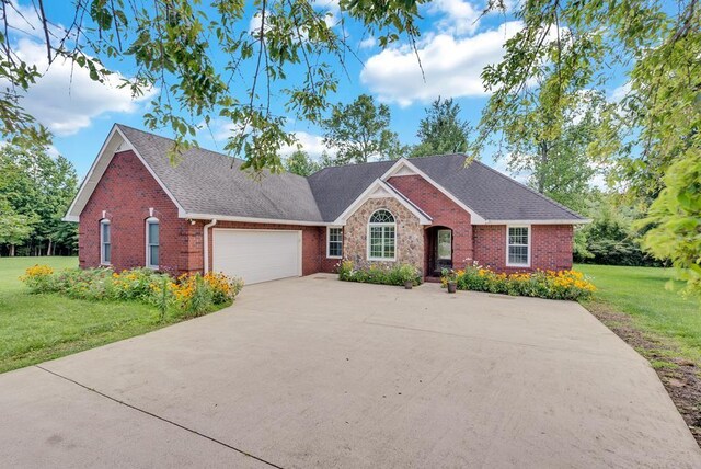 290 Hearthstone Dr, Sparta, TN 38583 - photo 1
