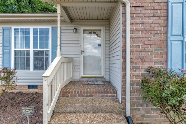 109 New Haven Ct, Nashville, TN 37214 - view of exterior entry with brick siding and crawl space