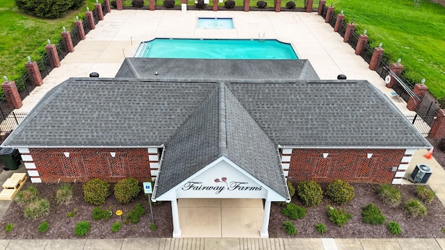 269 Grassy Glen Dr, Gallatin, TN 37066 - aerial view of property and surrounding area featuring a pool