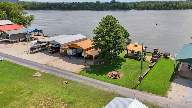 625 River Rd, Clifton, TN 38425