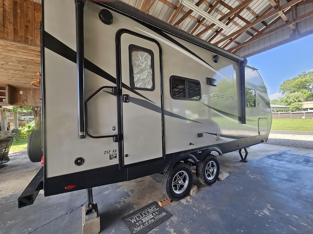 625 River Rd, Clifton, TN 38425