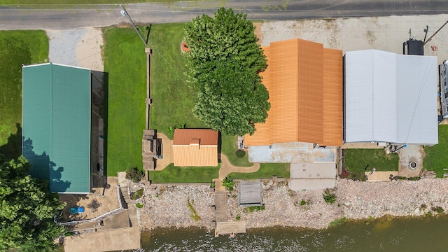 625 River Rd, Clifton, TN 38425