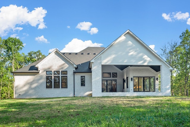 6628 Bethesda Arno Rd, Thompsons Station, TN 37179 - back of property with brick siding and a yard