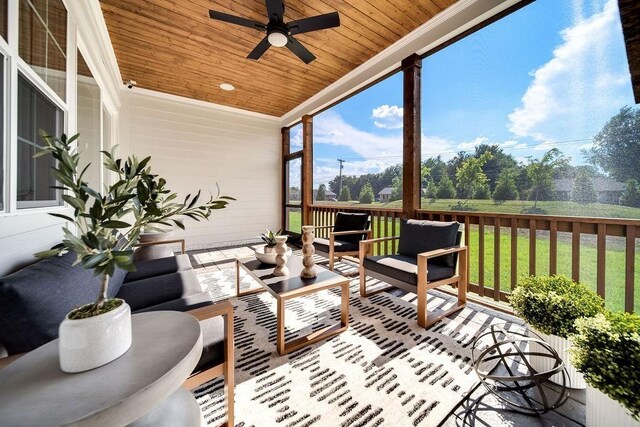 5762 Willoughby Way, Murfreesboro, TN 37129 - sunroom featuring an outdoor hangout area and a ceiling fan
