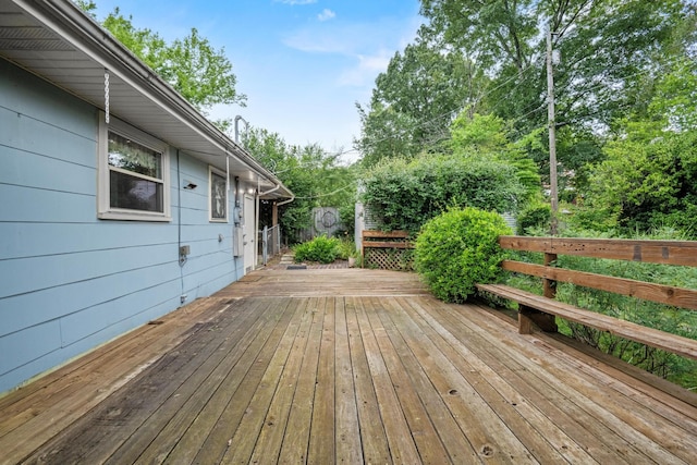 3841 Rollingwood Dr, Chattanooga, TN 37406 - view of wooden deck