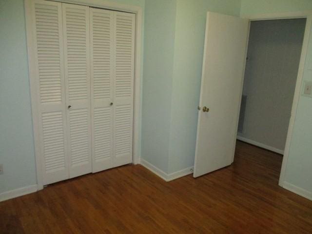 829 Kenny St, Gallatin, TN 37066 - unfurnished bedroom with wood finished floors and a closet