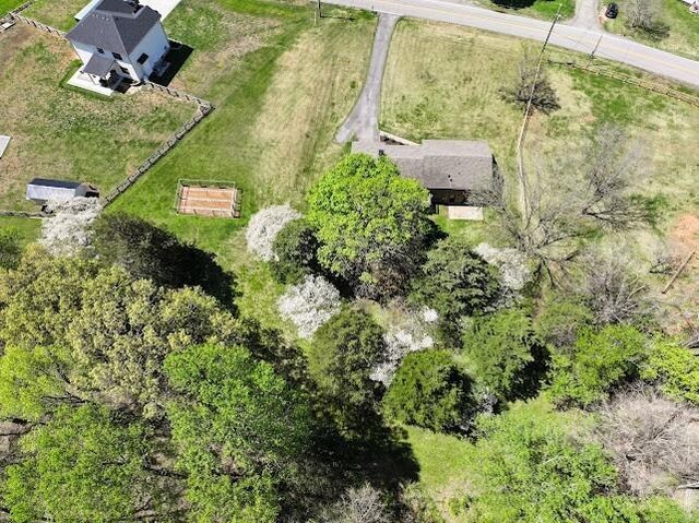 2355 Davidson Graveyard Rd, Clarksville, TN 37043 - drone / aerial view