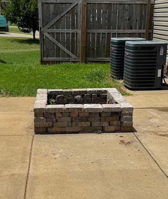 2747 Candlewick Ct, Murfreesboro, TN 37127 - view of yard