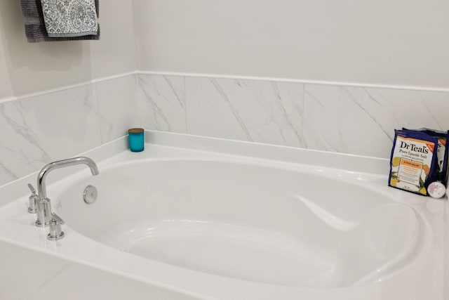 1434 Autumn Leaf Ln, Mount Juliet, TN 37122 - bathroom featuring a garden tub