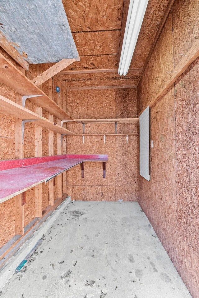 715 N High St N, Winchester, TN 37398 - view of storage room