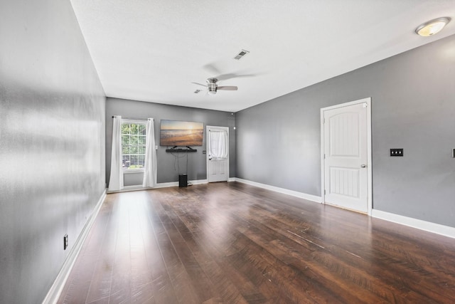 756 Cavalier Dr, Clarksville, TN 37040 - photo 28