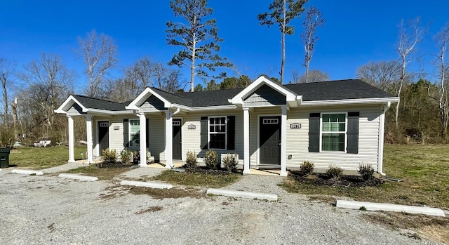 1280 E Gaines St, Lawrenceburg, TN 38464 - ranch-style house with a front lawn and a shingled roof