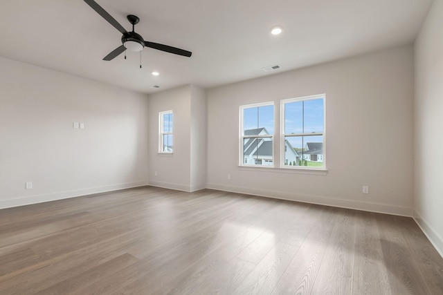 5743 Sagebrush Dr, Murfreesboro, TN 37129 - empty room featuring wood finished floors, ceiling fan, and recessed lighting