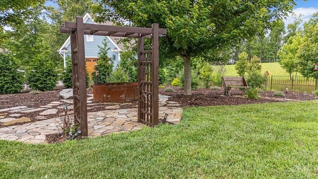 180 Jasper Springs Dr, Jasper, TN 37347 - view of yard with a patio