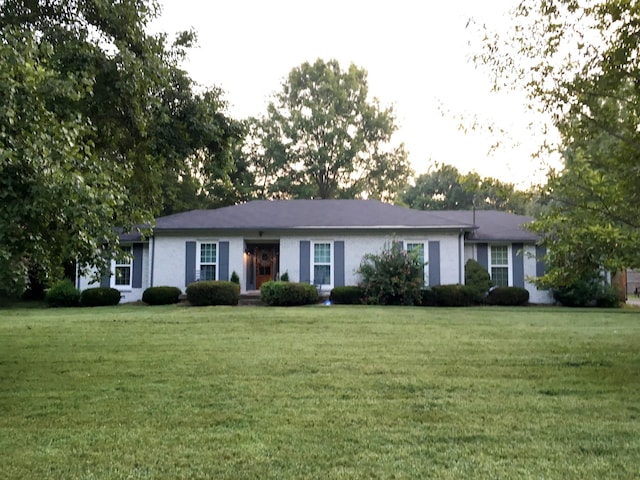 1004 Chapel Ct, Franklin, TN 37069 - ranch-style home featuring a front yard