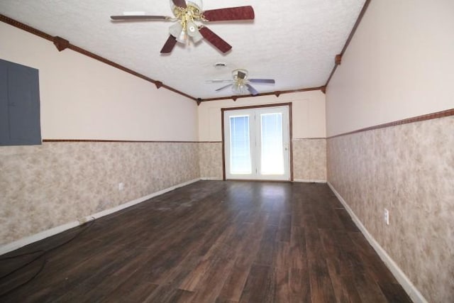 1211 Patton Pl, Oak Grove, KY 42262 - spare room with wood finished floors, ornamental molding, a wainscoted wall, ceiling fan, and a textured ceiling