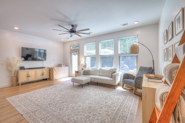3105 Defilade Dr, Murfreesboro, TN 37128 - living area with ceiling fan, light wood-style flooring, and recessed lighting