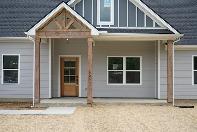 825B College St, Portland, TN 37148 - entrance to property featuring a shingled roof
