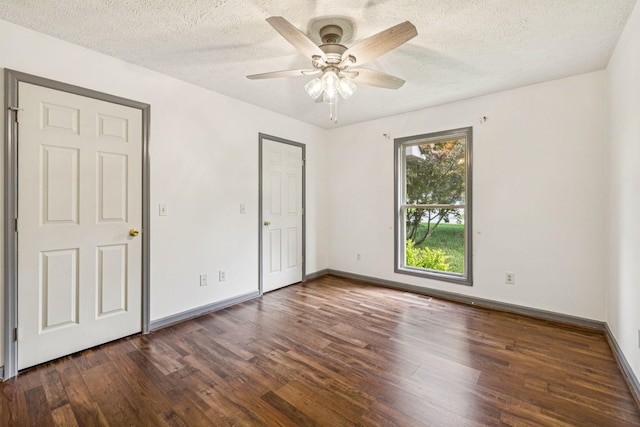 5531 Willow Oak Dr, Baxter, TN 38544 - unfurnished bedroom with wood finished floors, a textured ceiling, and a ceiling fan