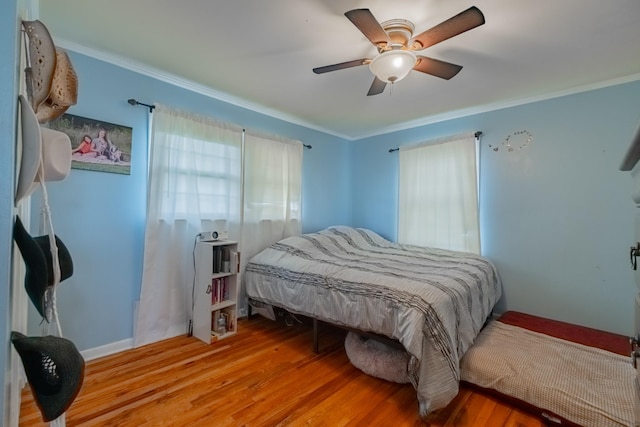 404 Mullican St, Mcminnville, TN 37110 - bedroom featuring wood finished floors, ornamental molding, and a ceiling fan