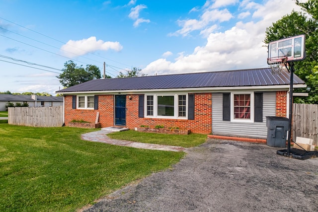 404 Mullican St, Mcminnville, TN 37110 - single story home with a metal roof and brick siding