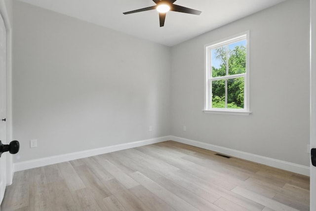 219 Dunnaway St, Shelbyville, TN 37160 - unfurnished room featuring ceiling fan and light wood-style floors