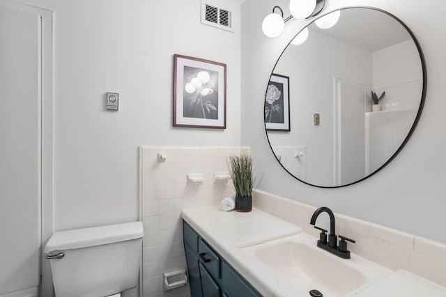 2020 Beech Ave Unit B13, Nashville, TN 37204 - bathroom featuring vanity and tile walls