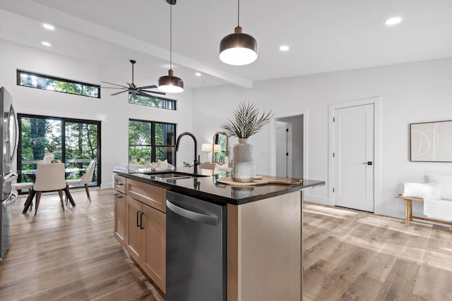 263 Eleanor Dr SW, Cleveland, TN 37311 - kitchen with stainless steel appliances, light wood-style floors, recessed lighting, ceiling fan, and pendant lighting