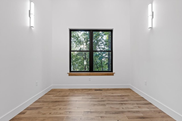 263 Eleanor Dr SW, Cleveland, TN 37311 - empty room featuring light wood-style floors