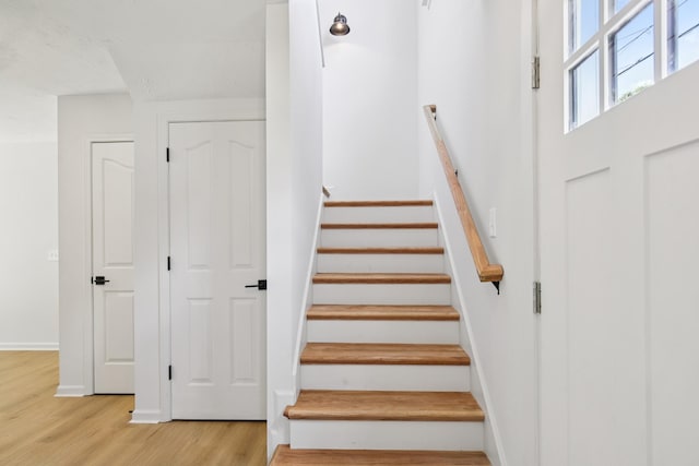1033 Tom Hailey Blvd, La Vergne, TN 37086 - stairs featuring wood finished floors and baseboards