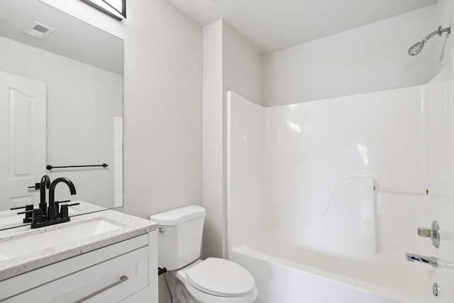 1033 Tom Hailey Blvd, La Vergne, TN 37086 - full bath featuring vanity and tub / shower combination